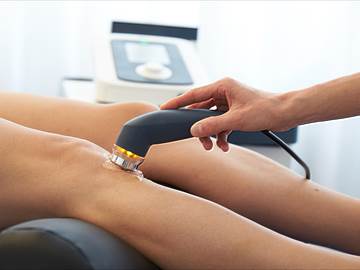 Therapeutischer Ultraschall am Knie